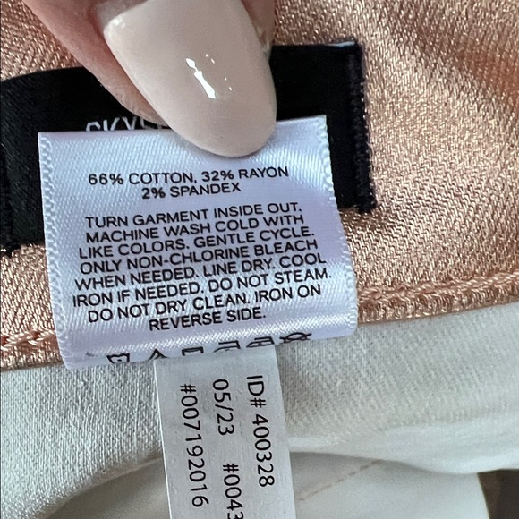 Express Rose Gold Skyscraper Mid Rise Women Coated Jeans size 10L - Picture 9 of 9